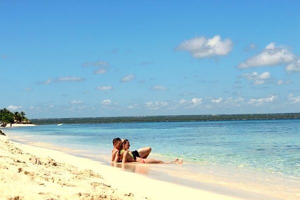 Catalina beach - tropical beach