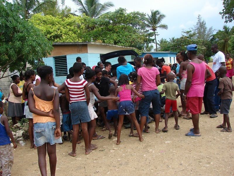 Ingrid getting overrun by eager children