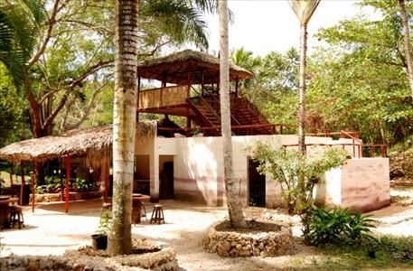 Central building Tanama